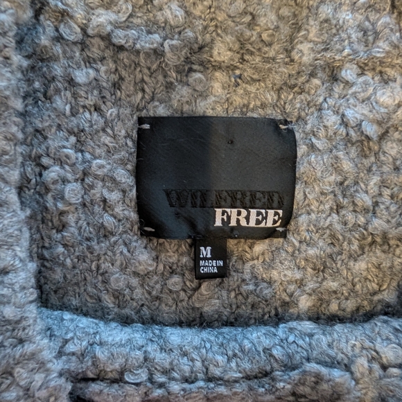 Aritzia Wilfred free boucle sweater Size M - Picture 2 of 6